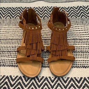 Brown tassel flats